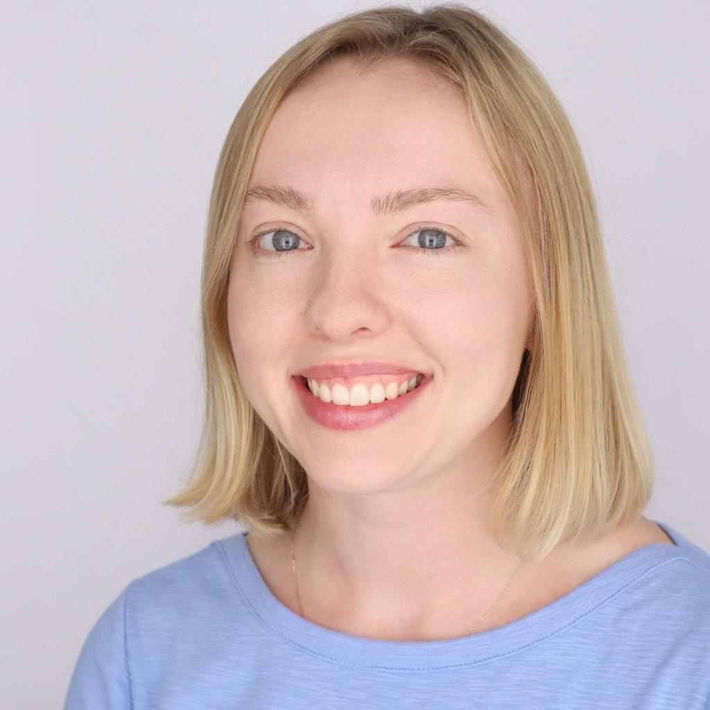 Deaven Denis Headshot