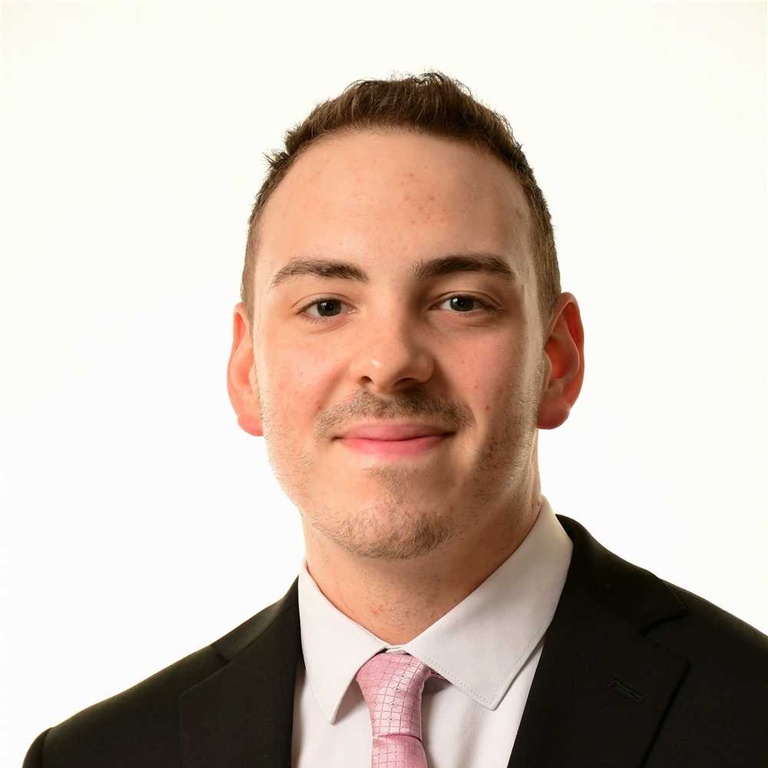 Noah Hensley Headshot